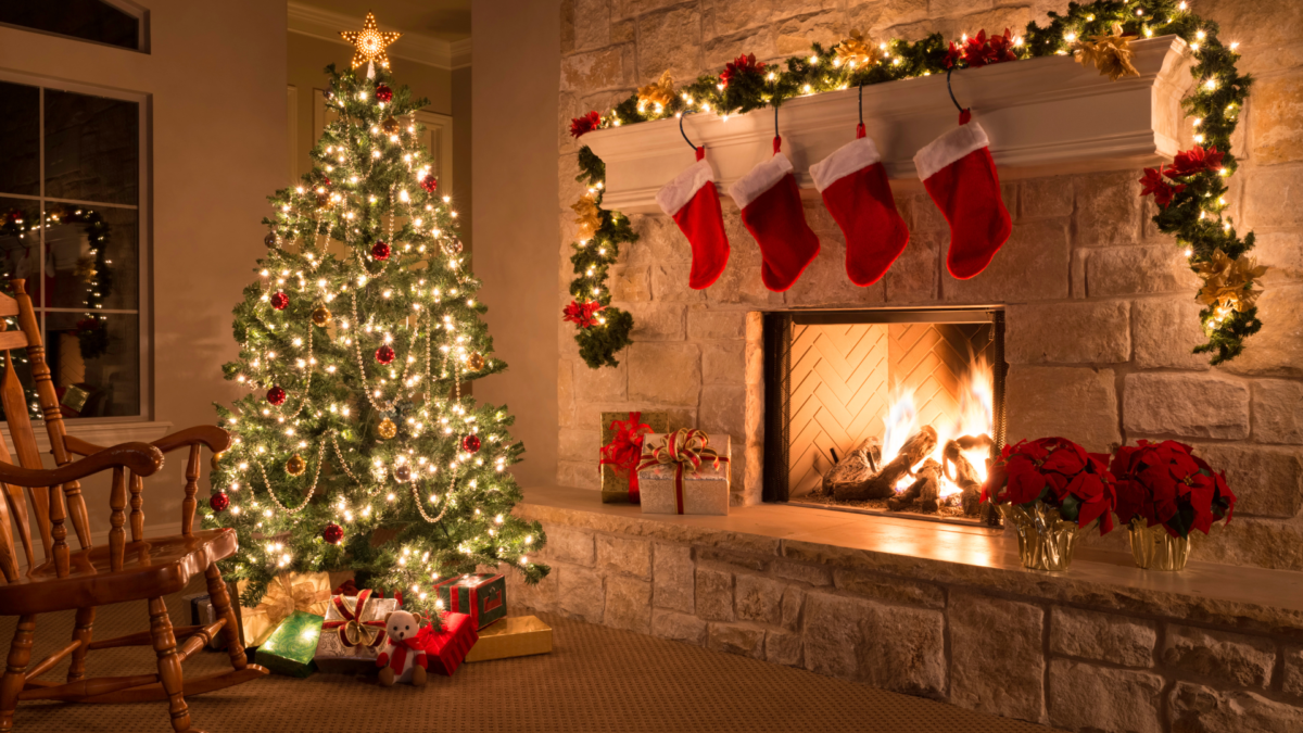 Festive-Decor-101-How-to-Decorate-Your-Home-This-Holiday-Season
