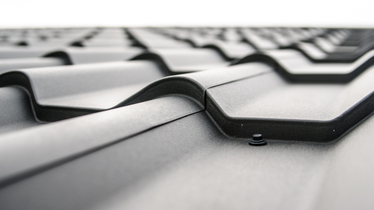How Metal Roofing Enhances Coastal Homes