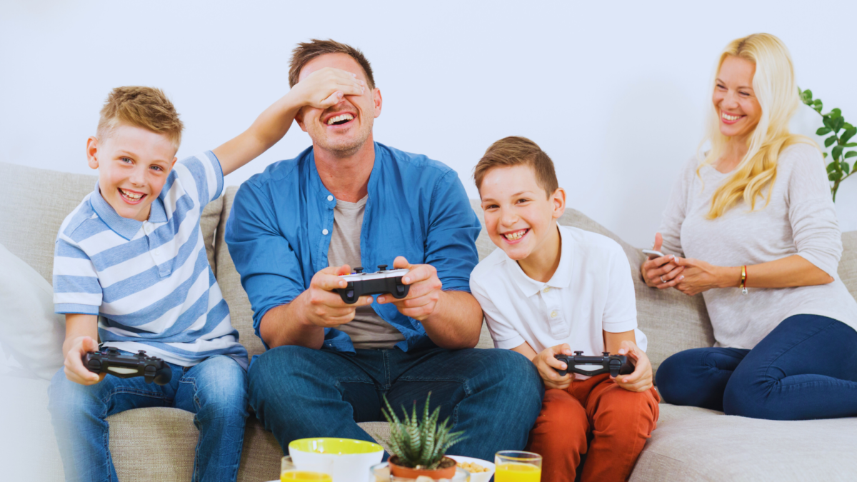 Best Family Games to Enjoy Together at Home